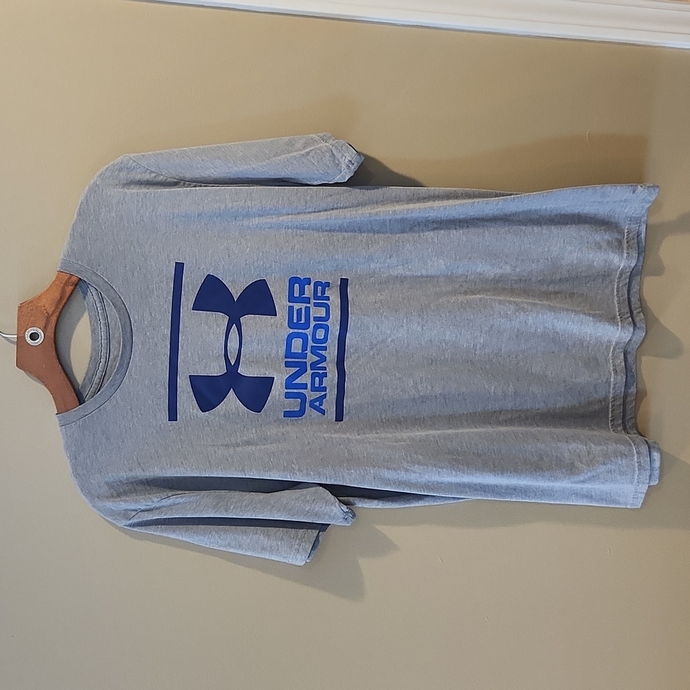 Men's Under Armour Gray and Blue T-Shirt Size XL